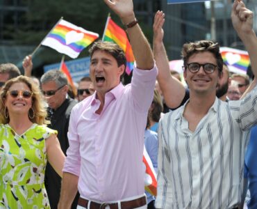 مسيرة الفخر