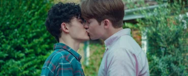 مسلسل Heartstopper مسلسلات مثليين نتفليكس حول قصة حب بين مراهقين